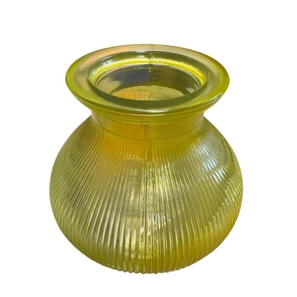 N/A vibrant yellow